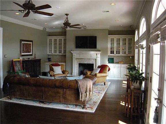 4th image of 6721 Canal Blvd