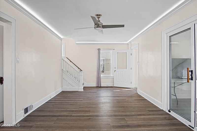 4th image of 311 Floral Avenue