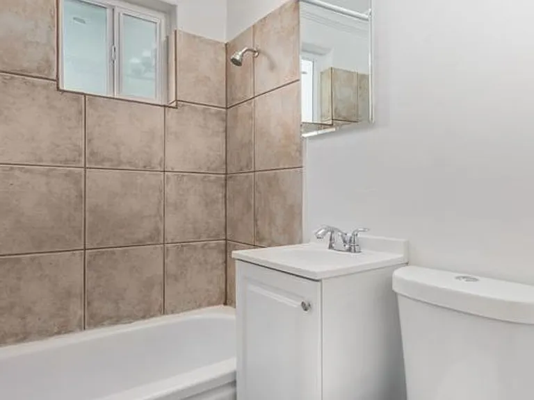 4121 N 33rd Dr — Photo 11