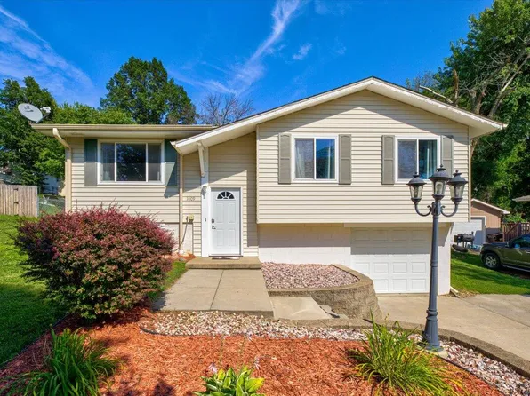 1009 Timber Ln, Glenwood, IA 51534