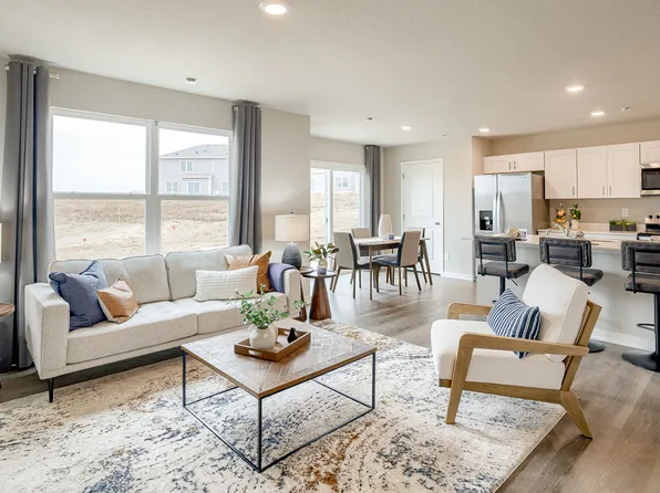 8913 N 167th St, Bennington, NE 68007