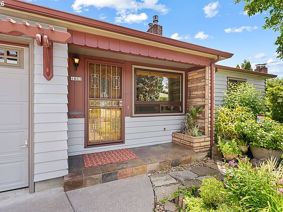 4th image of 4802 SE 51st Ave