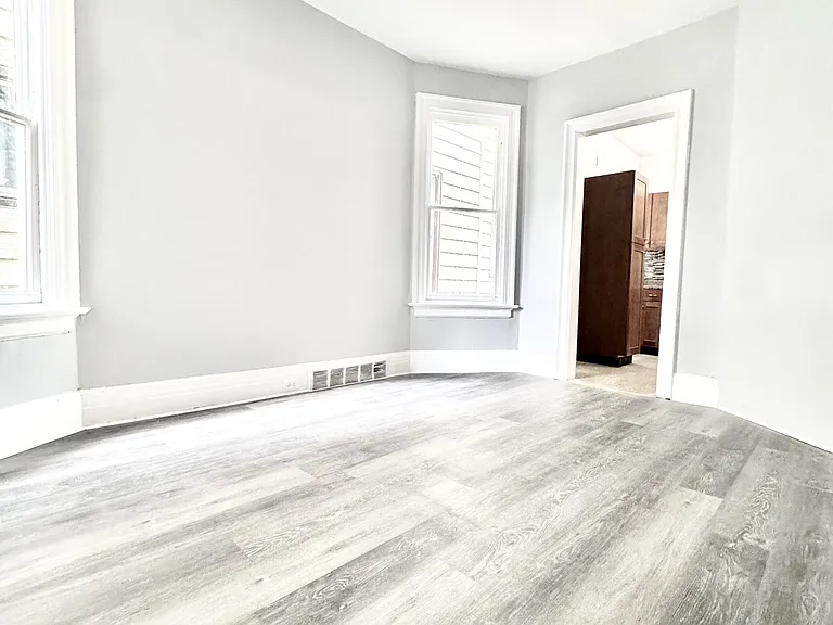 339 Hampshire St #1 — Photo 10