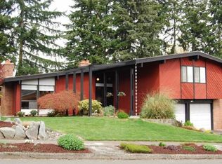 15806 NE 53rd St, Redmond, WA 98052