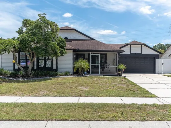 7424 Swan Lake Dr, New Port Richey, FL 34655