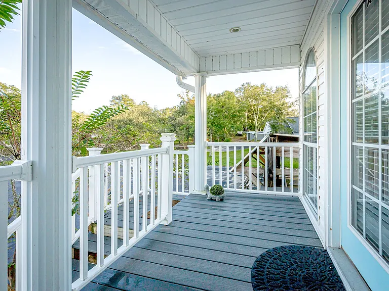 1102 Stanfield Point Rd — Photo 49