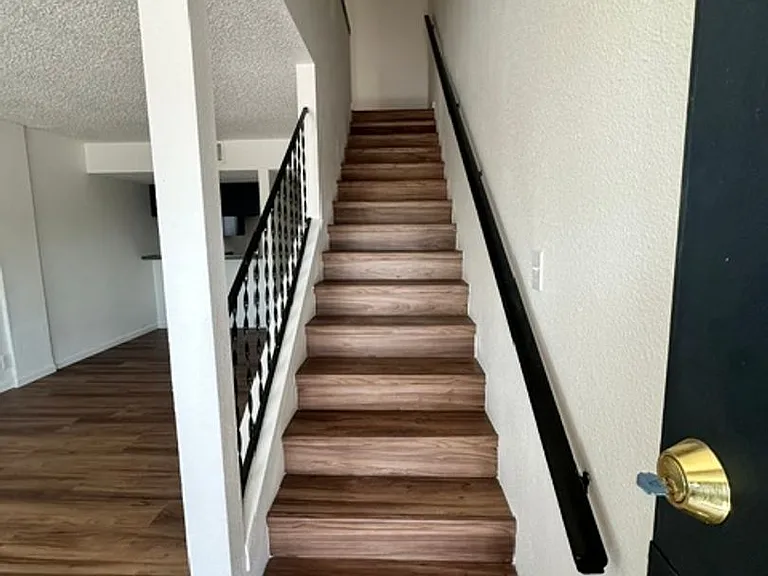 3411 Center Dr — Photo 3