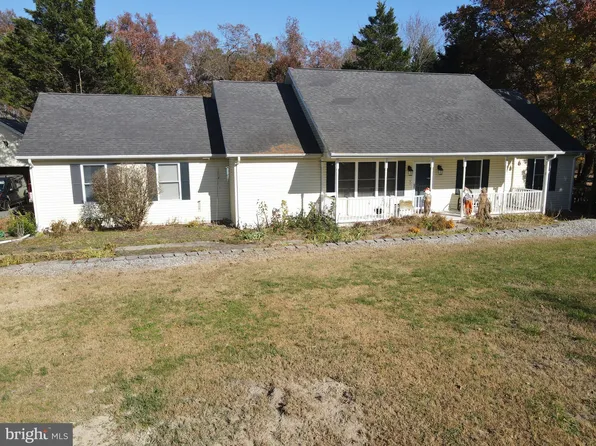 33121 Forest Knoll Dr, Laurel, DE 19956