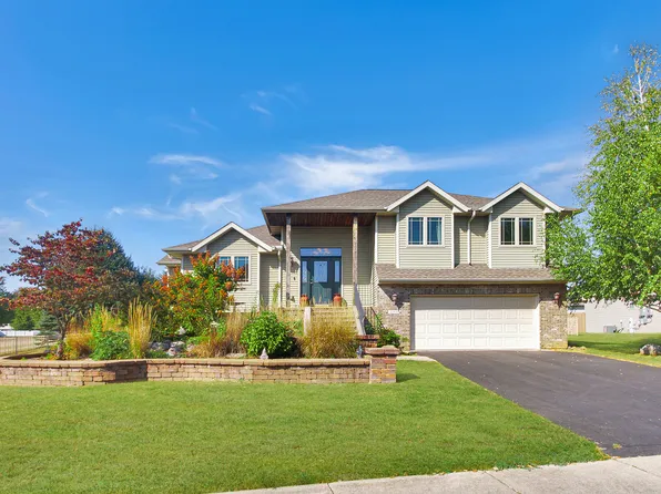 2363 Meadow View Ln, Rockford, IL 61102