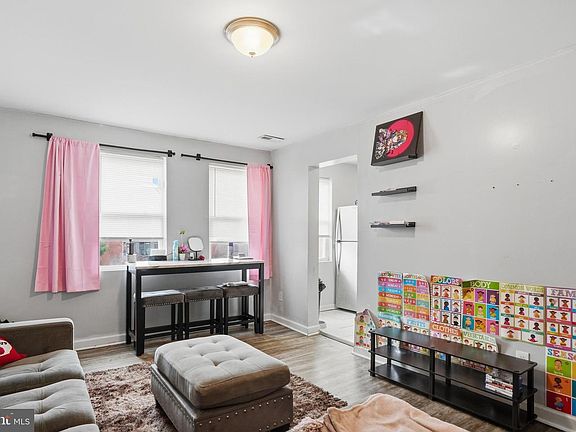 4th image of 5506 Midwood Ave