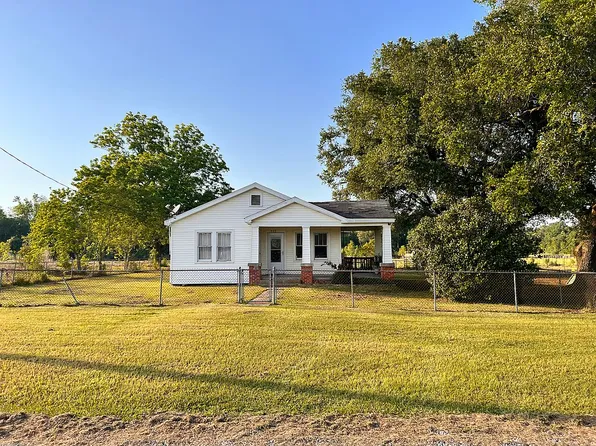 362 Pellerin Rd, Sunset, LA 70584