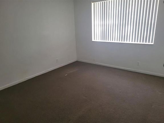 5th image of 8741 Wiles Rd APT 305
