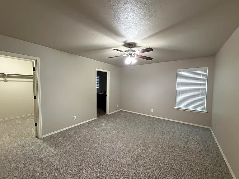 504 S Seminole St — Photo 5