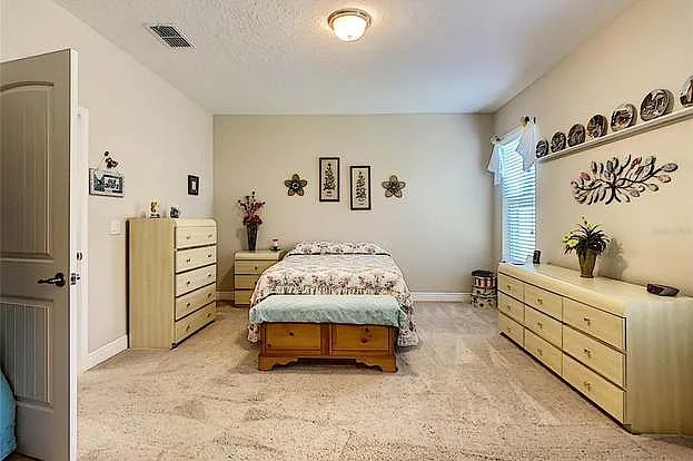 1499 Caterpillar St — Photo 23