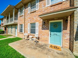 1916 Leslie Dr, Kerrville, TX 78028
