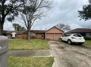 10019 Clairmont Dr, La Porte, TX 77571