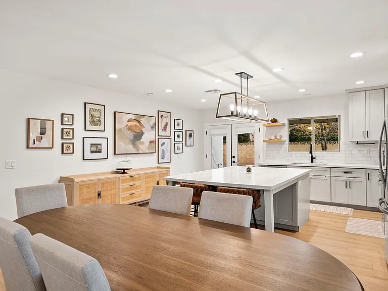 3515 E Piccadilly Rd — Photo 10