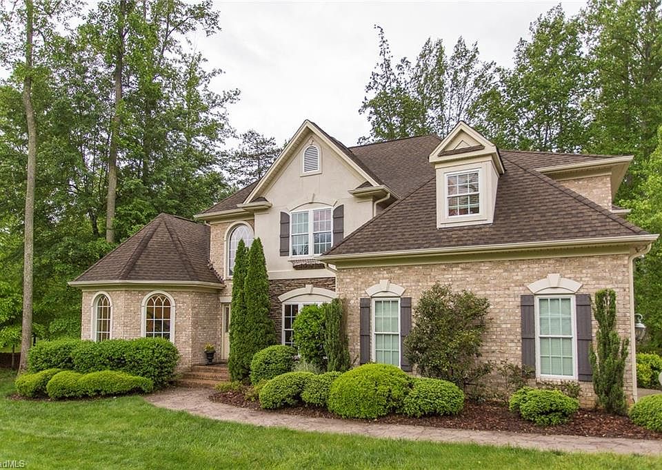 2nd image of 8237 Ipswich Ct