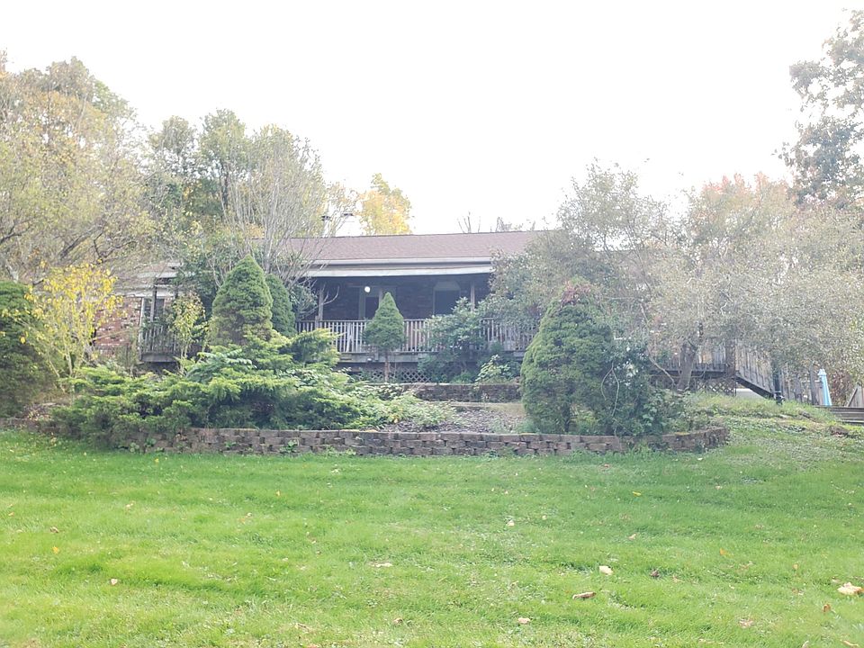 1st image of 138 Eleanor Dr