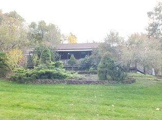 138 Eleanor Dr, Mahopac, NY 10541
