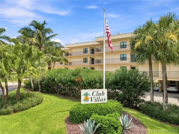 221 NE Plantation Rd APT 207, Stuart, FL 34996