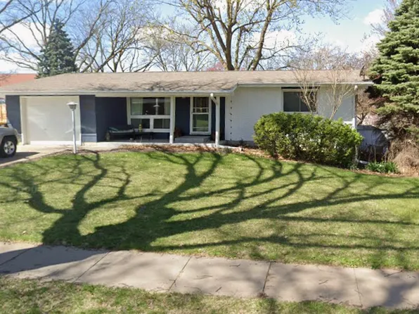 1231 Eldon Dr, Lincoln, NE 68510