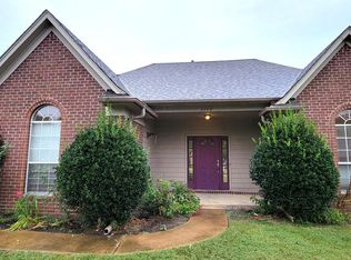 6748 Branch Estates Dr, Olive Branch, MS 38654