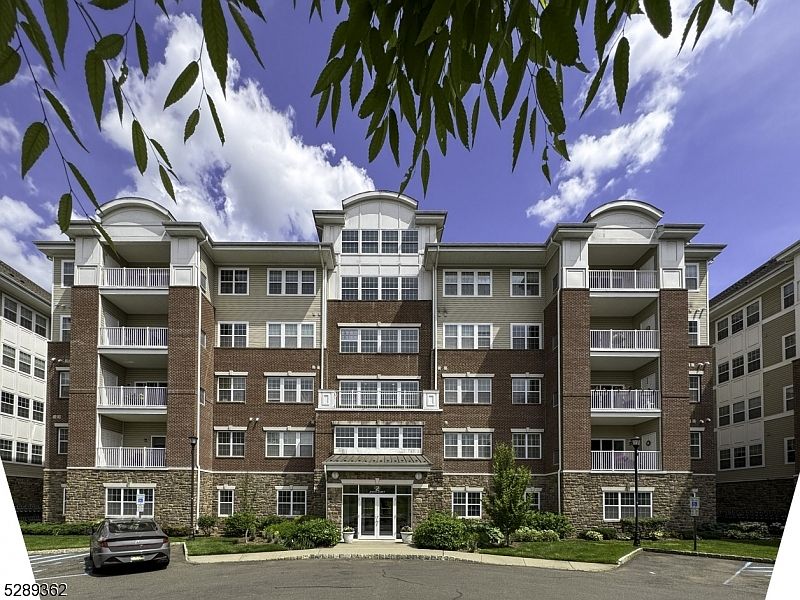 2412 Warrens Way UNIT 412, Wanaque, NJ 07465 Zillow