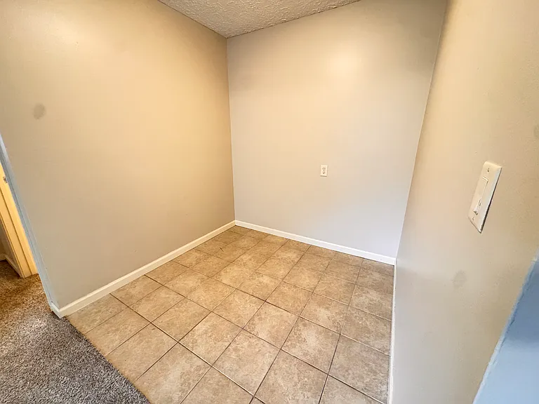 1520 D St #7 — Photo 8