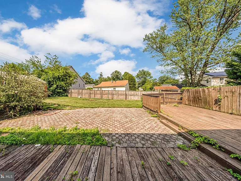 7411 Tillman Dr — Photo 45