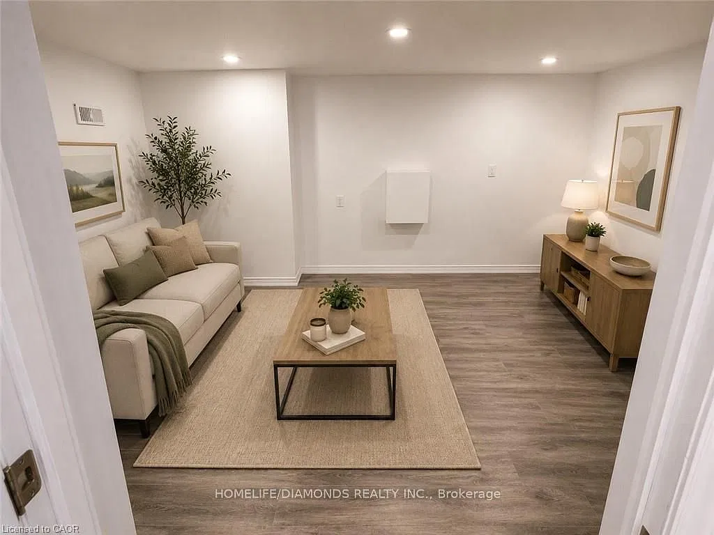 3 bed, $1,600 — Photo 4