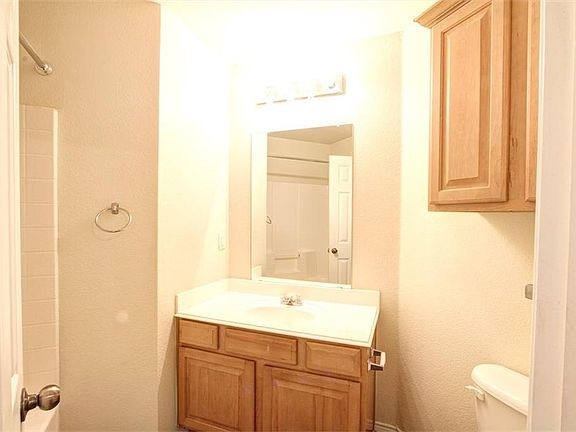 5th image of 13613 Justice Ct