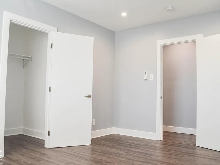 5407 Monroe St — Photo 16