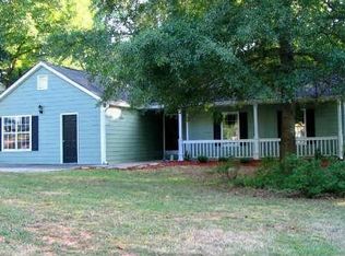 702 Winding River Way, Woodstock, GA 30188