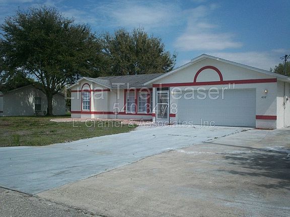 2nd image of 432 Candlewick Cir W