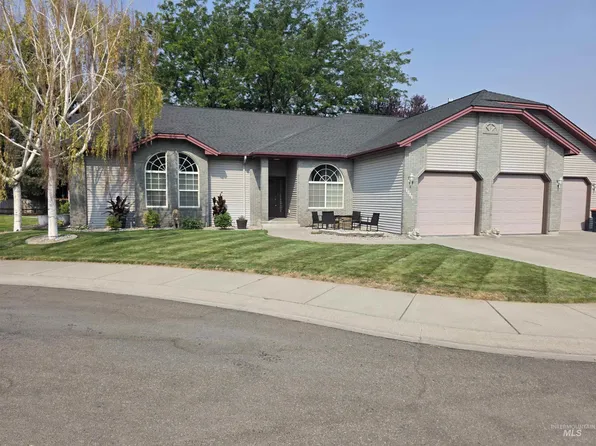 1041 Warm Springs Pl, Twin Falls, ID 83301