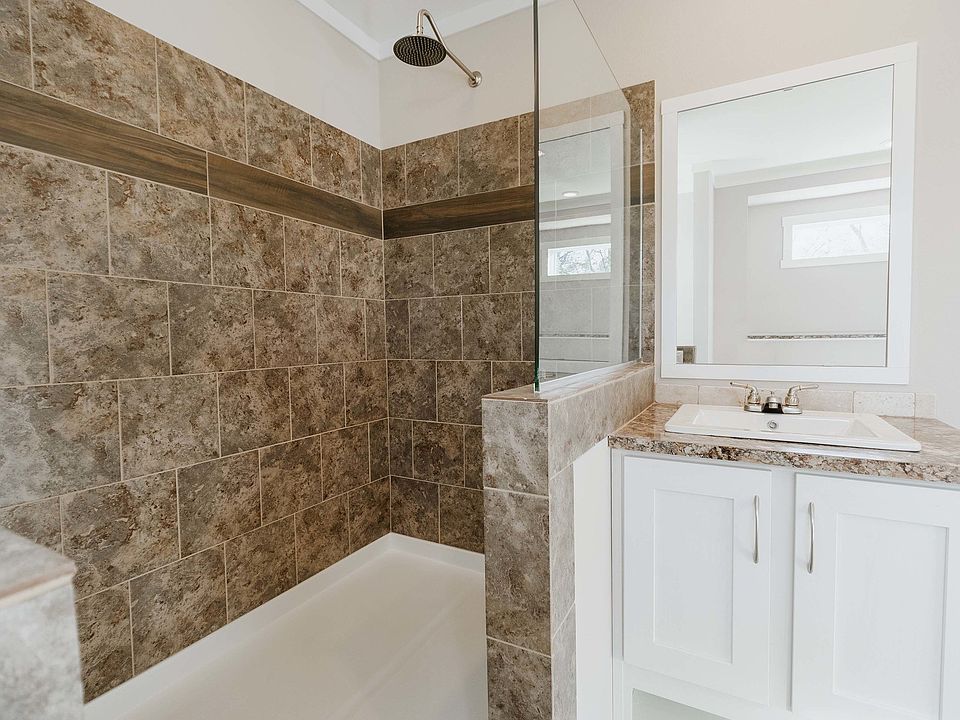 1st image of 7601 Daffan Ln #718