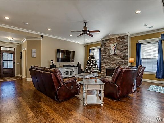 5th image of 4070 Sierra Dr