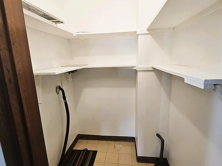 335 Pearsall Ave #2 — Photo 17