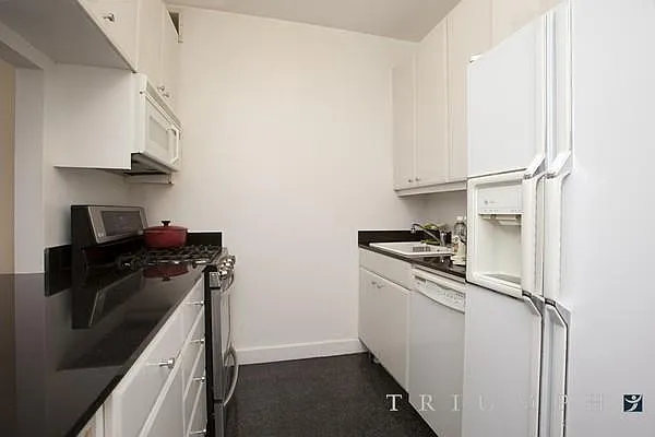 Rented by Triumph Property Group | media 2