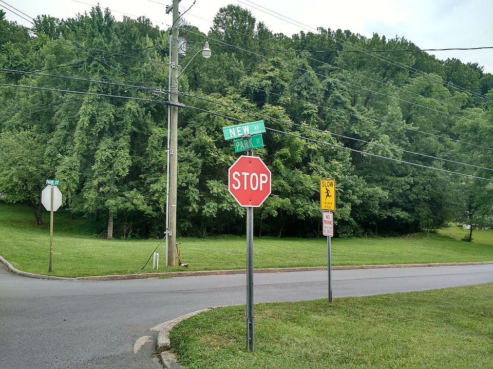 Intersection New & Park