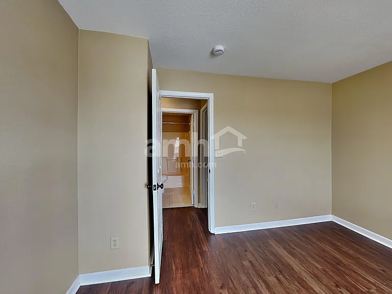 12654 Walney Ct — Photo 17