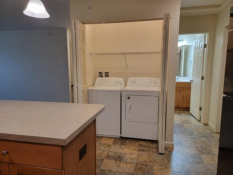 130 Tom Ave #E — Photo 6