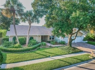 13706 Walbrooke Dr, Tampa, FL 33624