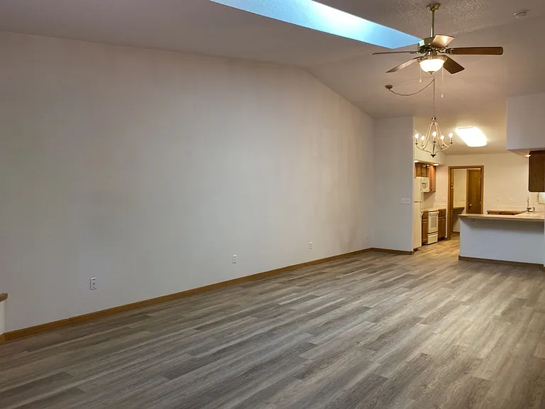 2325 Northbrook Dr — Photo 18