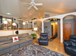 623 Ellys Way, Slinger, WI 53086