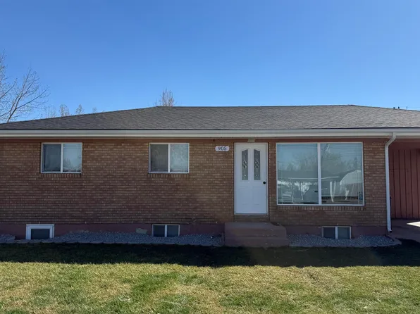 905 15th Dr, Rupert, ID 83350