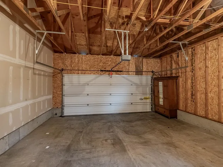 3519 SE Quayside St — Photo 39