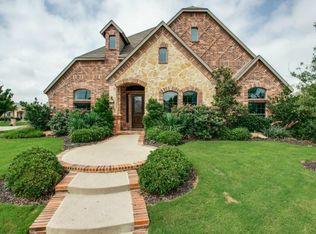 906 McAlpin Rd, Midlothian, TX 76065