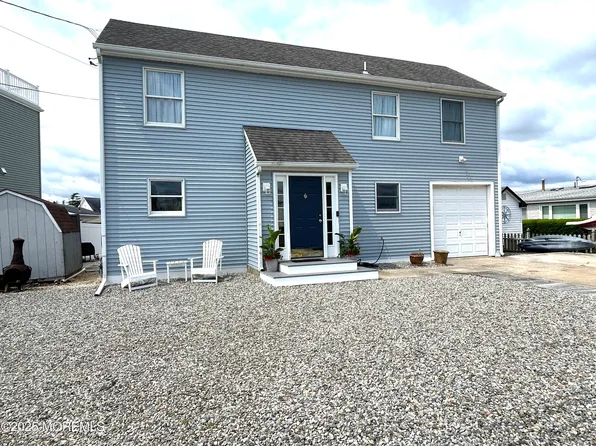 3 Drake Drive, Bayville, NJ 08721